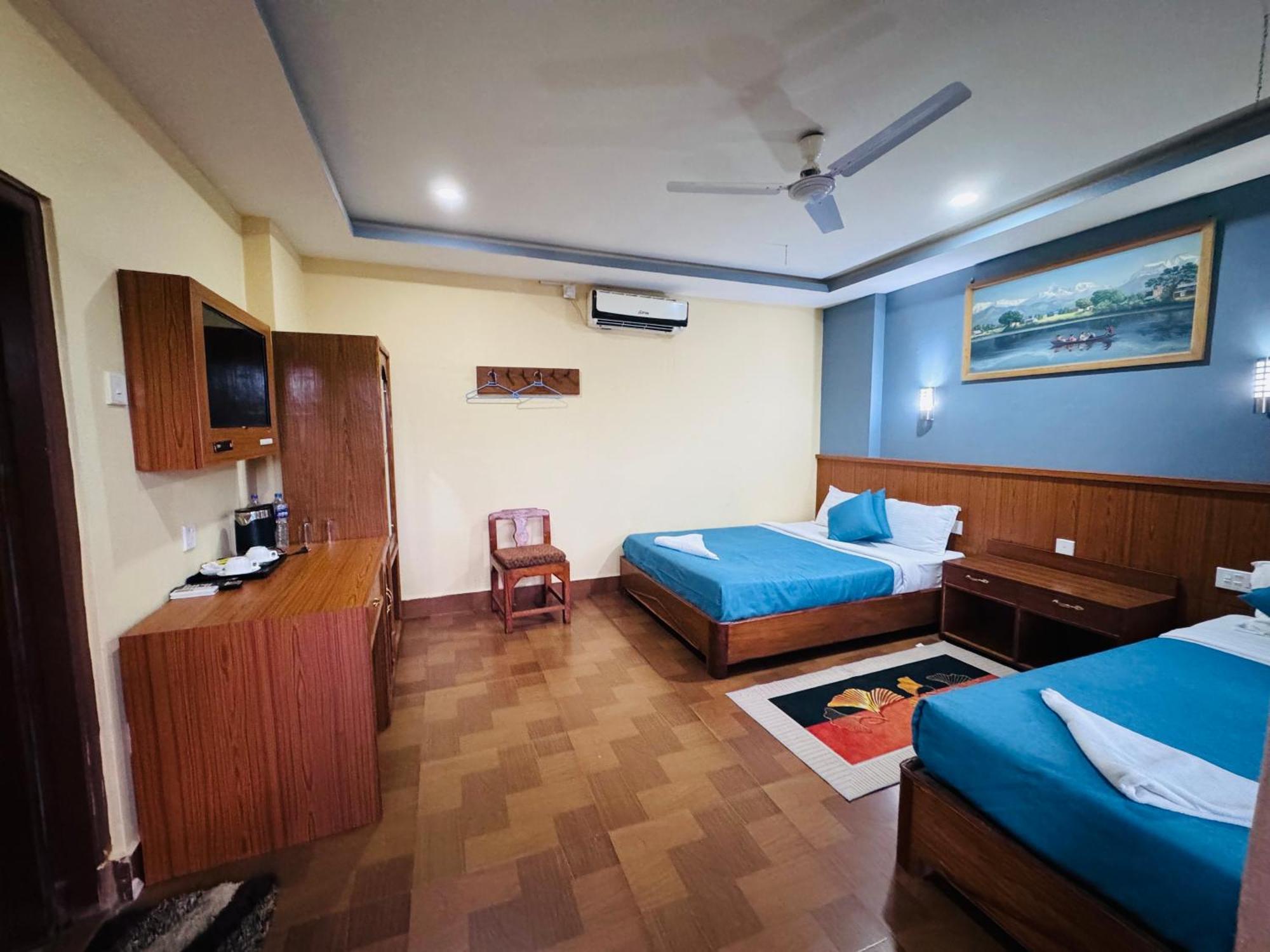 Hotel Jungle Wildlife Camp Sauraha Zewnętrze zdjęcie