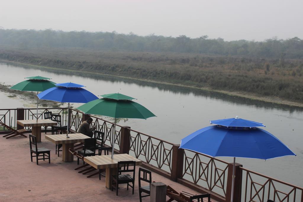 Hotel Jungle Wildlife Camp Sauraha Zewnętrze zdjęcie