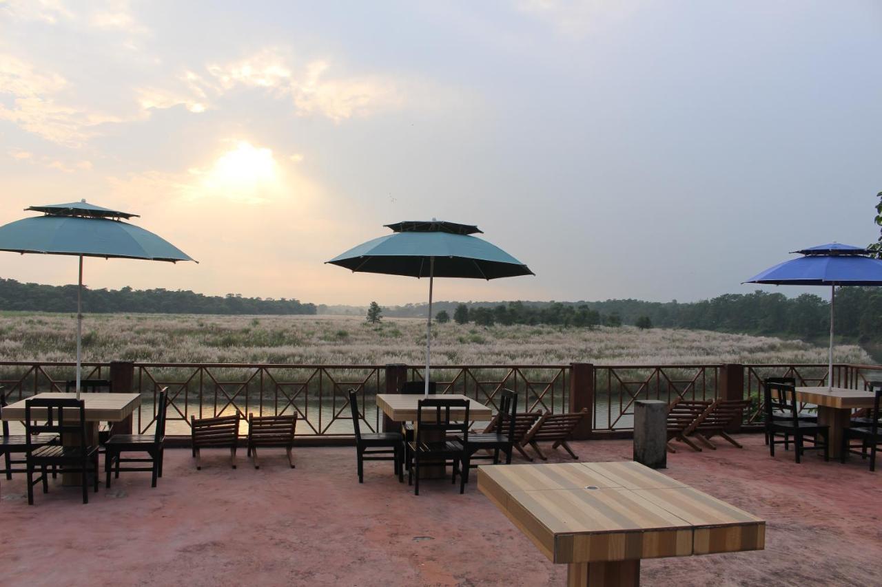 Hotel Jungle Wildlife Camp Sauraha Zewnętrze zdjęcie