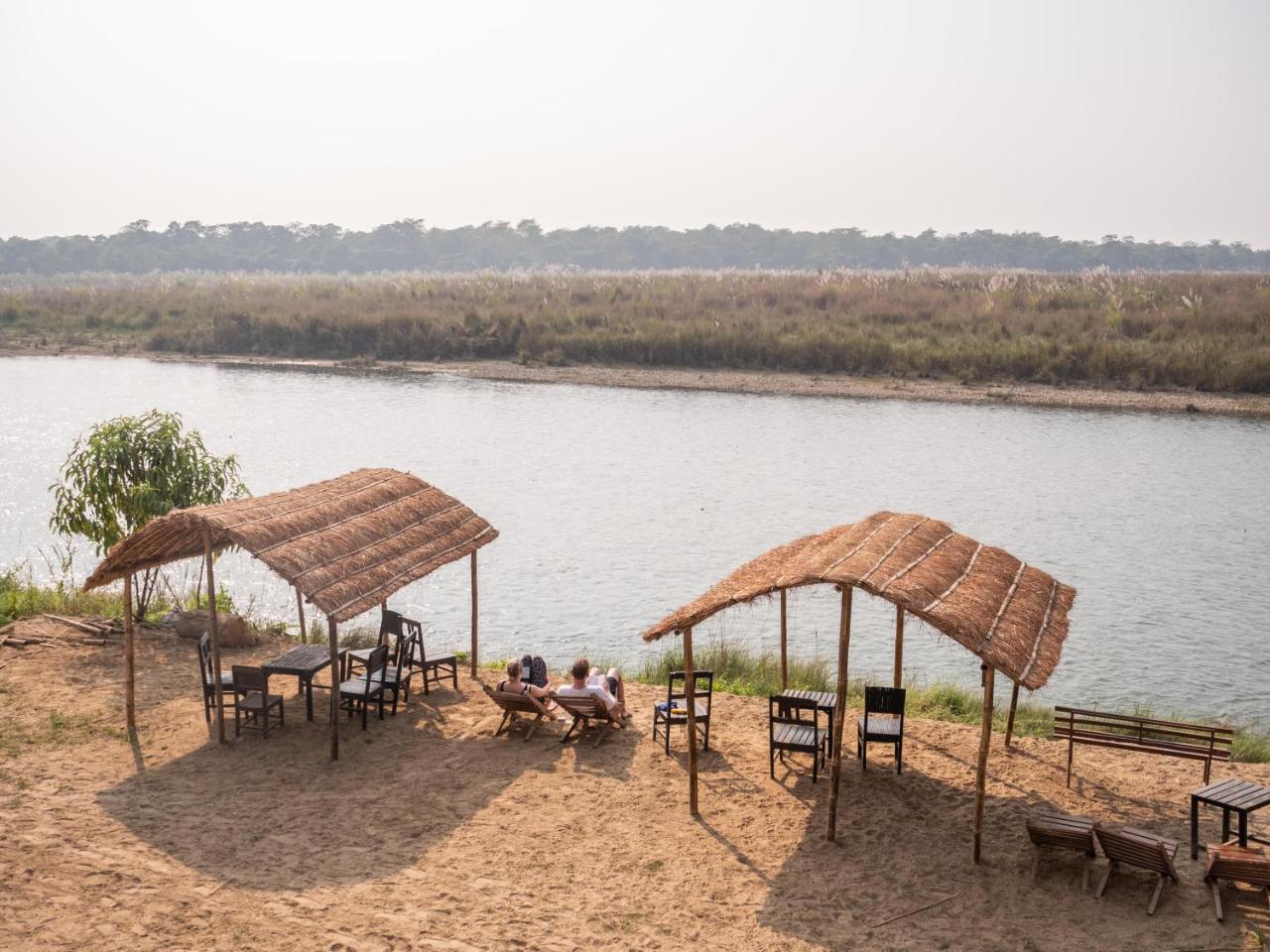 Hotel Jungle Wildlife Camp Sauraha Zewnętrze zdjęcie