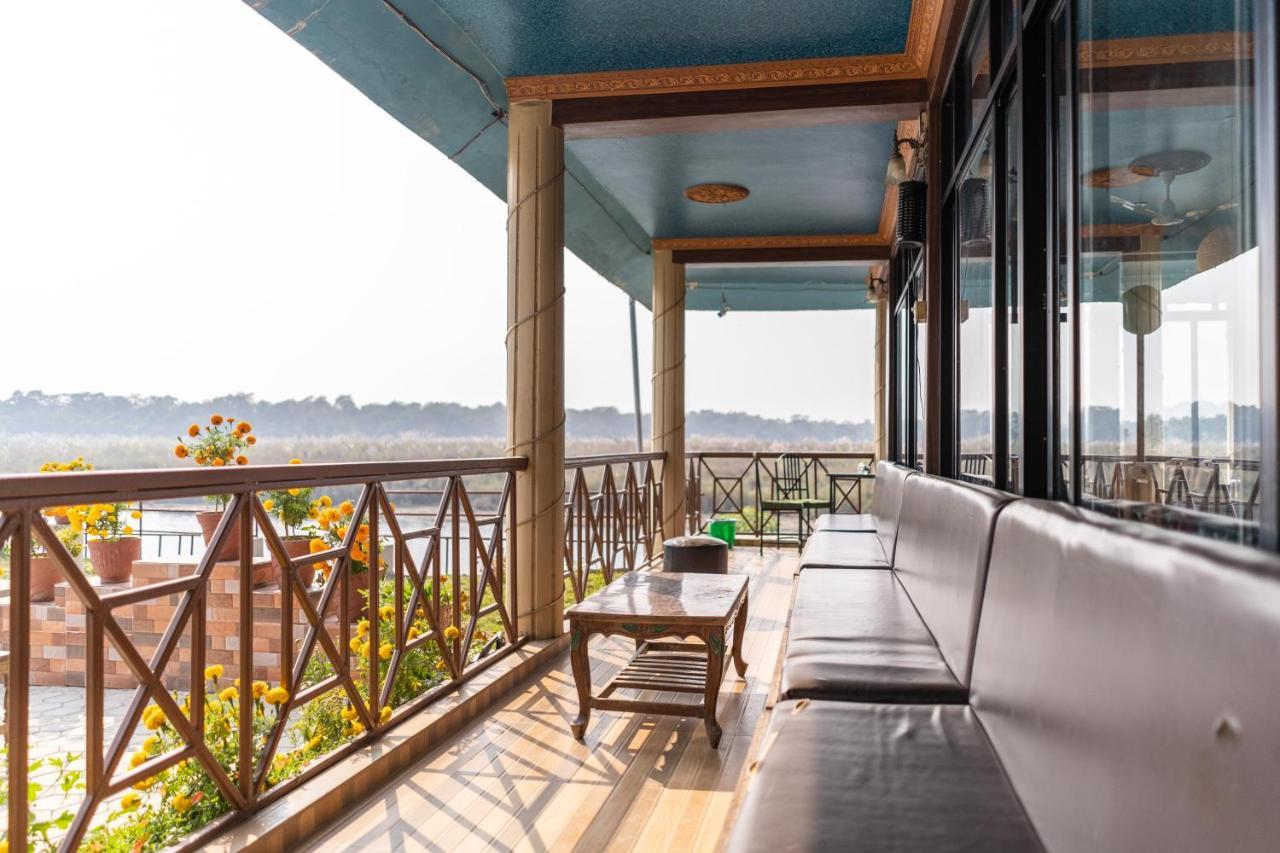 Hotel Jungle Wildlife Camp Sauraha Zewnętrze zdjęcie