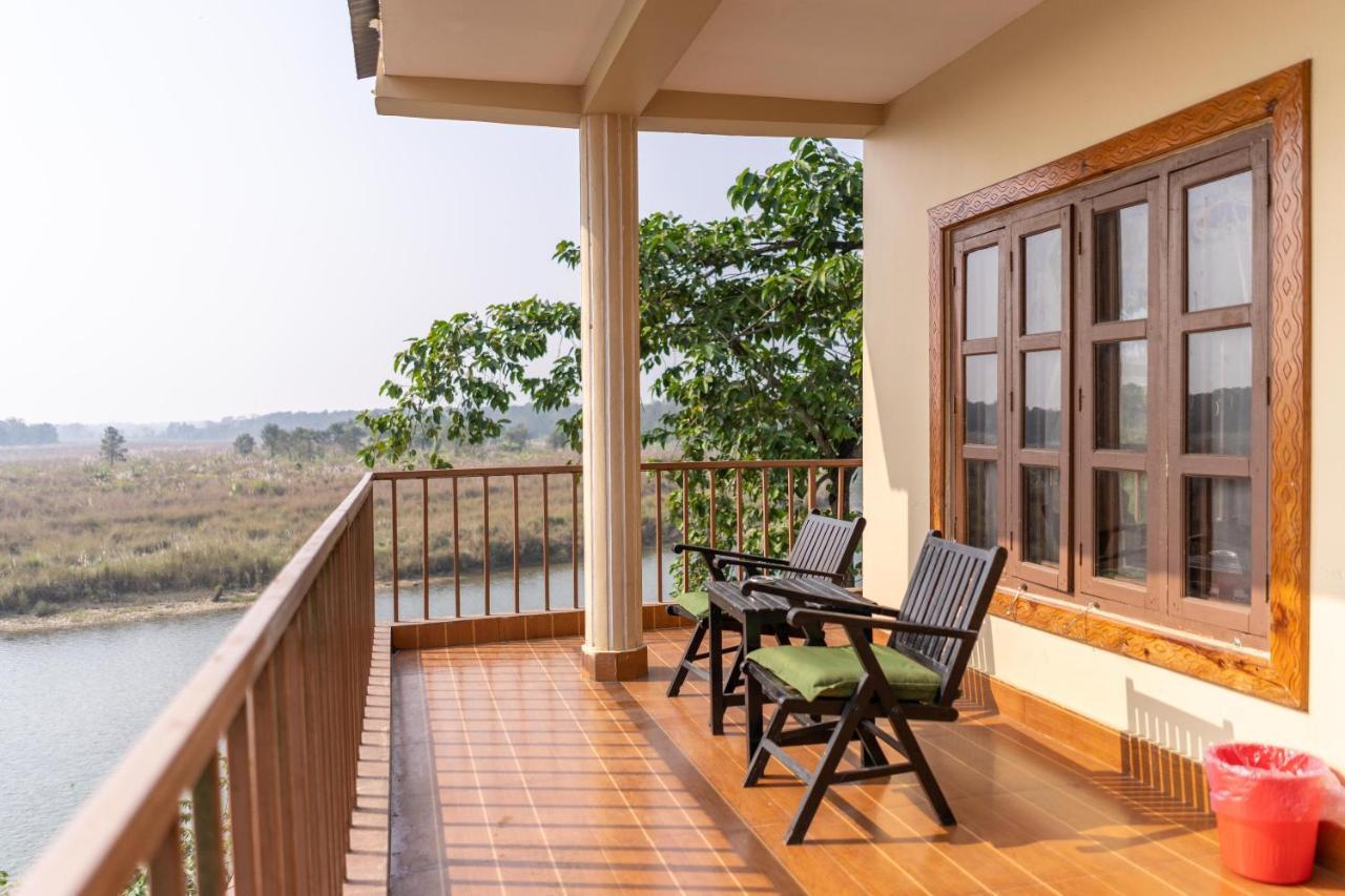 Hotel Jungle Wildlife Camp Sauraha Zewnętrze zdjęcie
